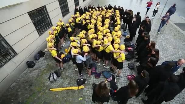 Porto Portugalsko Května 2019 Cortejo Queima Das Fitas Každoroční Slavnost — Stock video