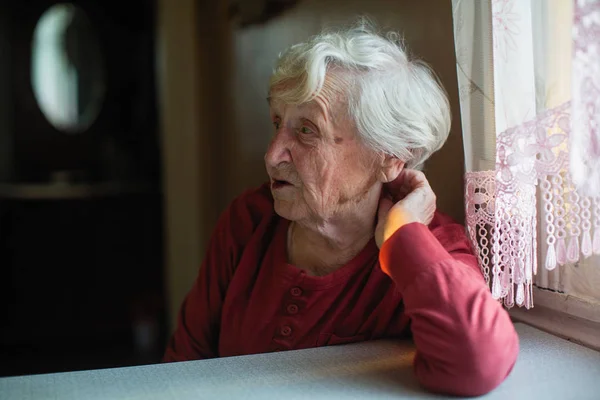 Ritratto Ravvicinato Una Donna Anziana — Foto Stock