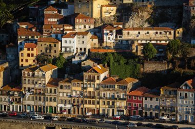 Porto, Portekiz'deki Douro nehir seti görünümü.