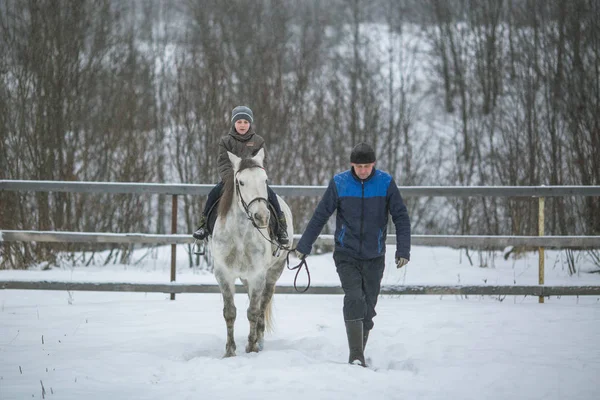 Podporozhye Russland Januar 2018 Ausbildung Von Kindern Beim Reiten Rahmen — Stockfoto