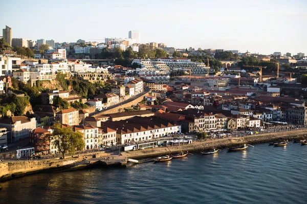 Widok Rzekę Duero Promenadę Vila Nova Gaia Zabytkowym Centrum Porto — Zdjęcie stockowe