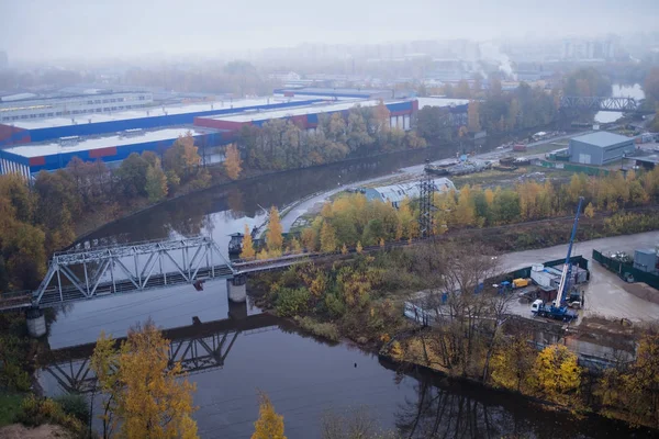 Kentsel Alandaki Sanayi Fabrikasının Manzarası Kirlilik Çevre Sorunları — Stok fotoğraf