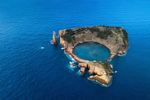 Vista Aérea Ilha Vila Franca Campo Formada Pela Cratera Antigo — Fotografia de Stock