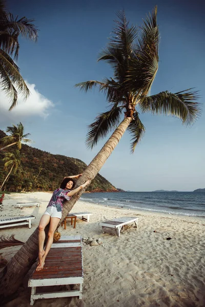 Mujer Joven Raza Mixta Playa Del Mar Tailandia Golfo — Foto de Stock
