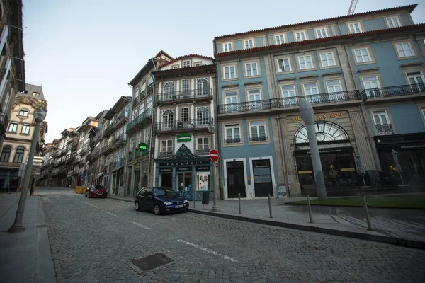 Porto Portugal Julio 2020 Calles Abandonadas Mañana Del Casco Antiguo —  Fotos de Stock