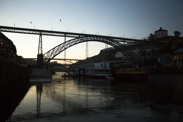 Porto Portugal Juli 2020 Övergivna Morgongator Gamla Stan Portugals Luftgräns — Stockfoto