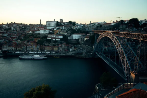 Douro Nehri Kuş Bakışı Dom Luis Köprüsü Alacakaranlık Porto Portekiz — Stok fotoğraf