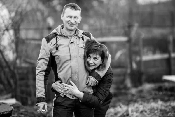 Young Couple Fooling Outdoors Concept Patriarchy Black White Photography — Stock Photo, Image