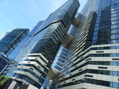 Moskova Şehir kuleleri Geometrisi. Çekim Haziran 2019'da çekildi.