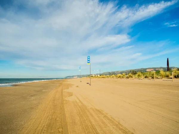 Stranden Gava Stränderna Barcelona Kusten Med Mycket Turism Och Naturområden — Stockfoto