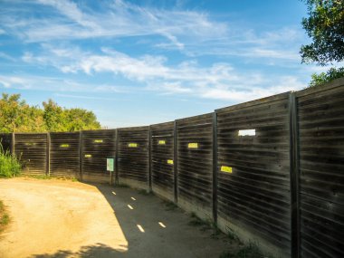 Barcelona'da Llobregat Deltası'nda doğal bir park içindeki Kuş Gözlemevi.