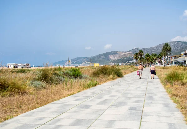 Castelldefels Barcelona Spain July 2018 Walk Beach Castelldefels You Can — Stock Photo, Image