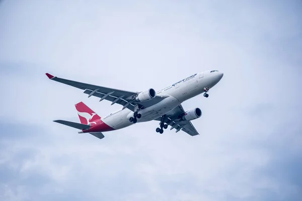 Bangkok Thaïlande Mai 2018 Airbus Qantas Approche Piste Pour Atterrissage — Photo