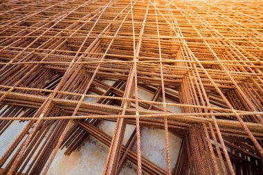 Metal mesh paslı demir çubuk ile