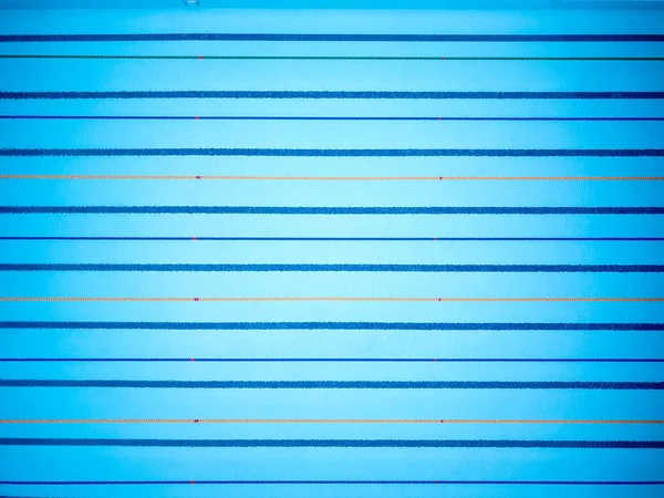 Bovenaanzicht Van Lege Zwembad Voor Sport Door Drone Vliegen — Stockfoto