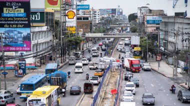 Bangkok Tayland - 13 Eylül 2018: Rating Ladprao Road Bangkok, Tayland.