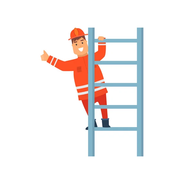 Glimlachend brandweerman dragen oranje beschermende Uniform klimmen Ladder, vrolijke professionele mannelijke Freman stripfiguur doet zijn Job vectorillustratie — Stockvector