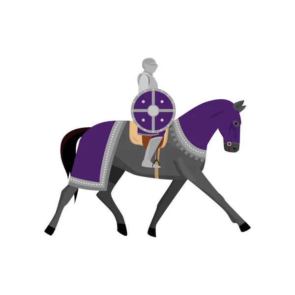Caballero medieval en armadura metálica con escudo violeta redondo — Vector de stock