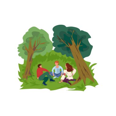 Sevimli arkadaş grubu parkta yeşil çimenler üzerinde dinleniyor