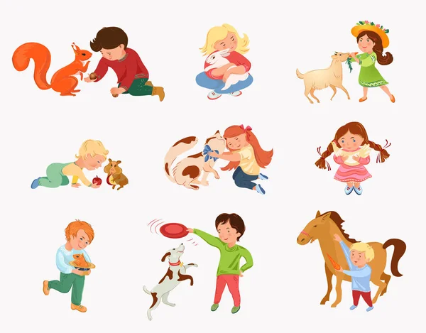 Set di bambini carini giocare con diversi animali domestici — Vettoriale Stock