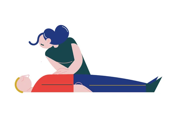 Женщина делает массаж сердца лежащему мужчине и оказывает первую помощь — стоковый вектор