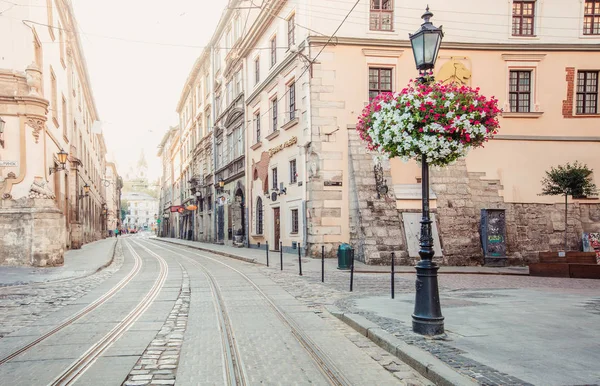 Lviv, Ukrayna - 21 Haziran 2018: fener Pazar Meydanı Lviv, Ukrayna