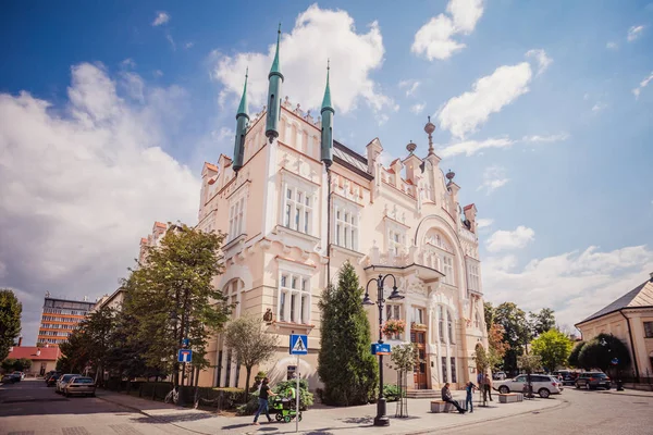 Banka Pko Rzeszow, Polonya