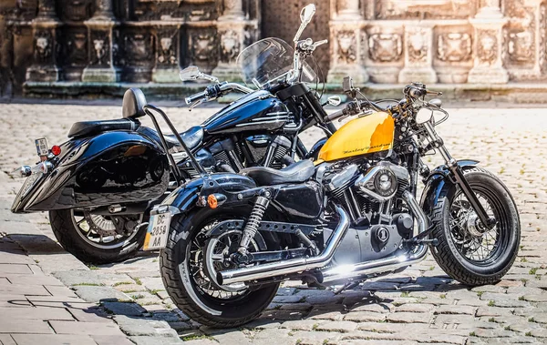 Lviv, Ukrayna - 4 Ağustos 2018: Harley Davidson Motosikleti