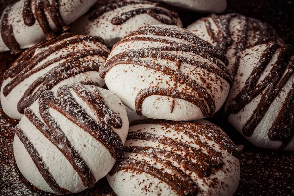 Merengues Con Chocoate Bandeja Pizarra — Foto de Stock