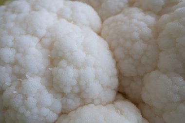 Beyaz karnabahar dokusuna yakın çekim.