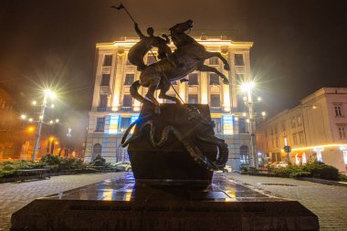 Lviv, Ukrayna - 28 Kasım 2021: Lviv 'deki Aziz George Anıtı