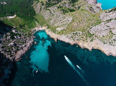 Mallorca formentor 2018 yakınlarındaki deniz feneri yolunda havadan görünüm