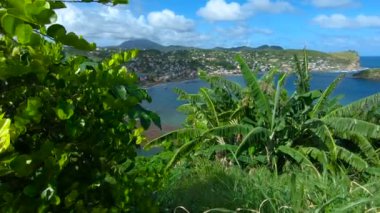 Soufriere St. Lucia Town kıyı köy görünümü