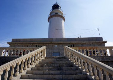 Mallorca Adası, İspanya'nın Kuzey-Batı Formentor deniz feneri. Yaz aylarında 2018 alınan.