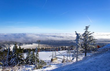 Fichtelberg zirve, Oberwiesenthal, Almanya görüntülemek