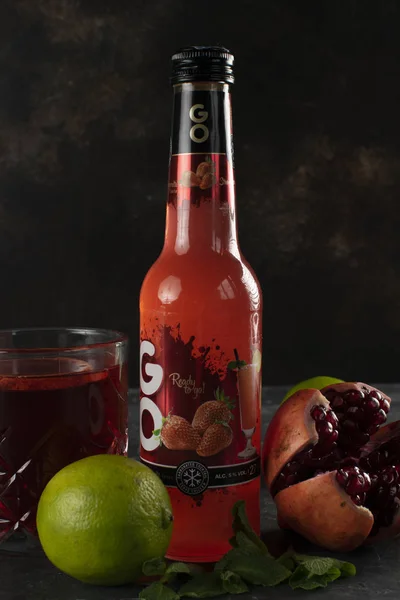 içecek, kırmızı ve yeşil