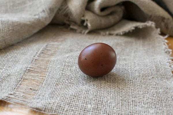 Paskalya yumurtası. Doğal soğan boyası