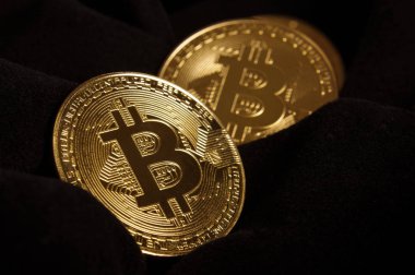 Bitcoin sanal para, ancak bu para Bitcoin bir sembolüdür