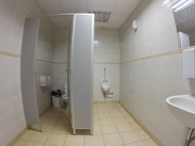 Boş modern ofis tuvalet interrior