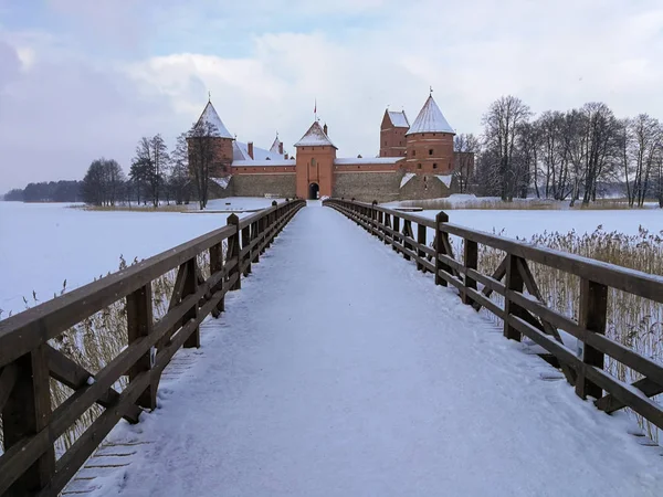 Castillo Isla Trakai Nevado Tiempo Invierno Ciudad Trakai Lituania — Foto de Stock