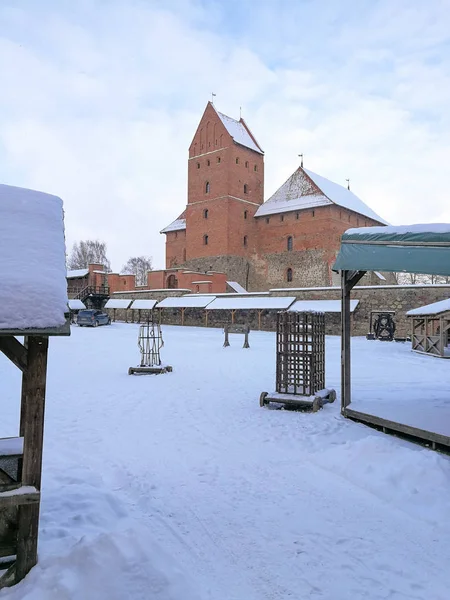 Zasněžované Hrad Trakai Zimním Období Městě Trakai Litva — Stock fotografie