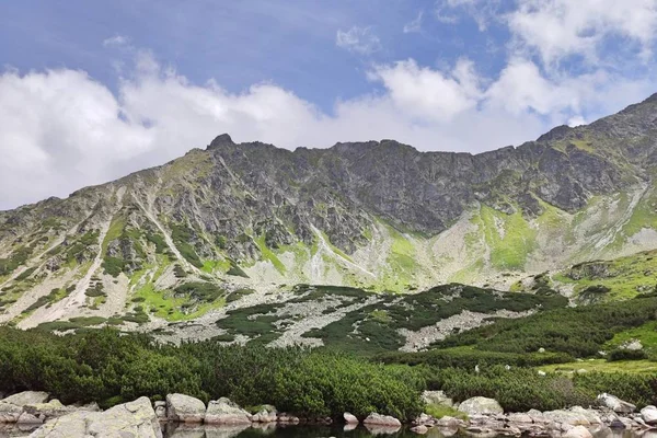 Manzara Resim Lehçe Yüksek Dağ Aralığında Yüksek Tatras Dağları Formu — Stok fotoğraf