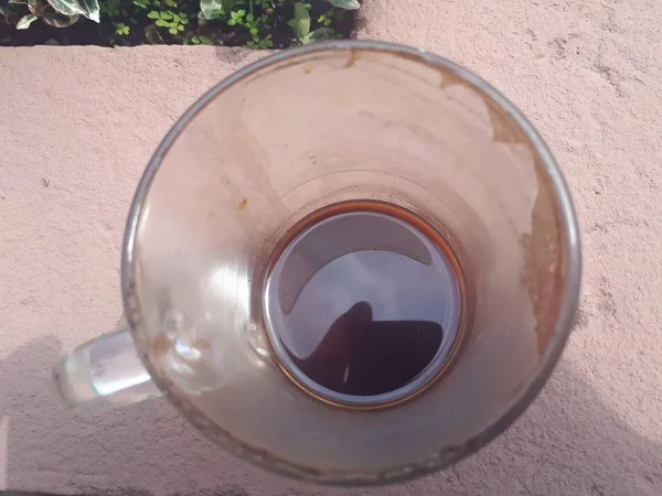 Schmutziges Glas Kaffee Garten — Stockfoto