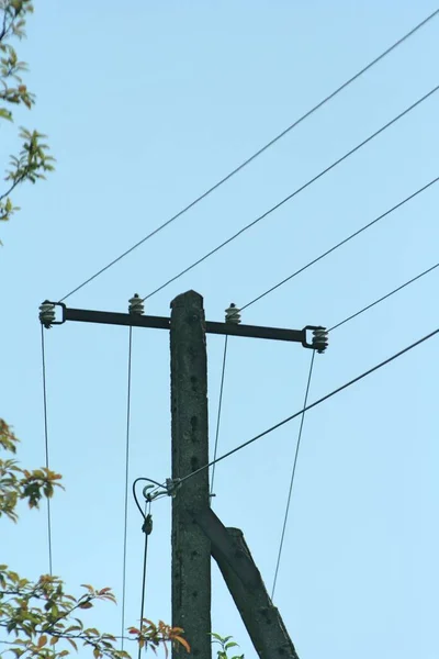 Vertikale Aufnahme Eines Kleinen Strommasten Polen — Stockfoto