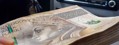 Polonya para birimi banknotu finans ya da iş konsepti olarak. 200 PLN zloti. Zygmunt I Stary.