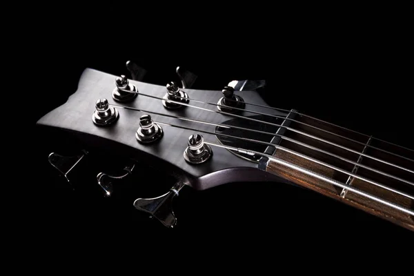 Sex String Bass Gitarr Huvud Med Stråkar Och Machineheads Closeup — Stockfoto