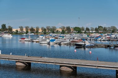 Tekneli Kotka/Finlandiya Limanı