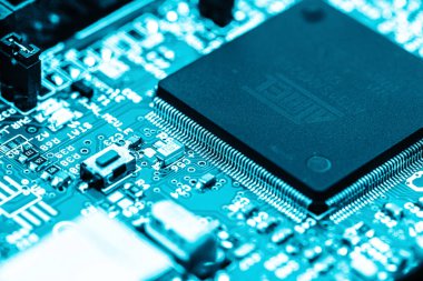 Mühendislik eğitiminin CPU elektronik devre kartı konsepti