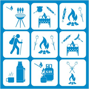 Seyahat ve kamp ekipmanları simgeler kümesi. Vektör çizim