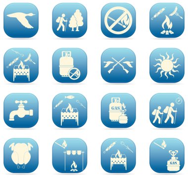 Seyahat ve kamp ekipmanları simgeler kümesi. Vektör çizim